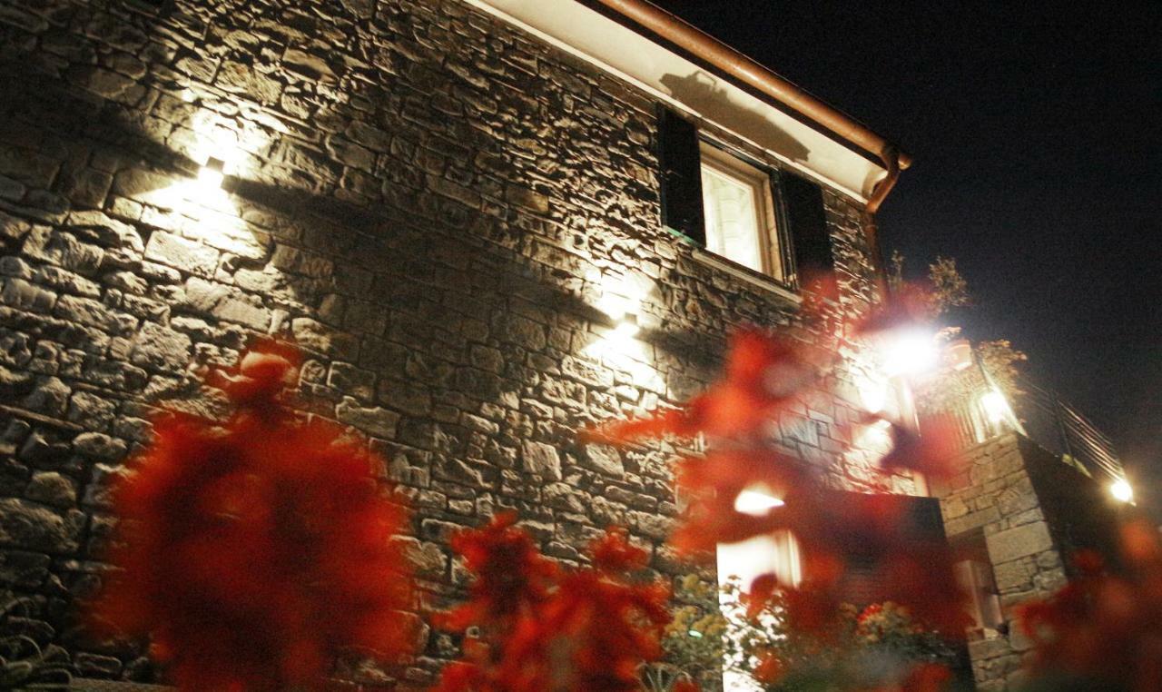 The Garden Villa Volastra Exterior photo